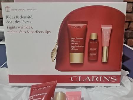 Clarins Super Restorative Night Cream, Treatment Essence and Lip Perfector SET